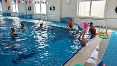 Летний день в пришкольном лагере: квест и бассейн