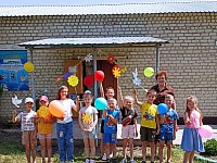 Подарили детям радость