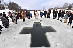 Всё, что вам необходимо знать о крещенских купаниях