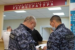 В Саратове сотрудники Росгвардии поддержали Всероссийскую донорскую акцию «От сердца к сердцу»